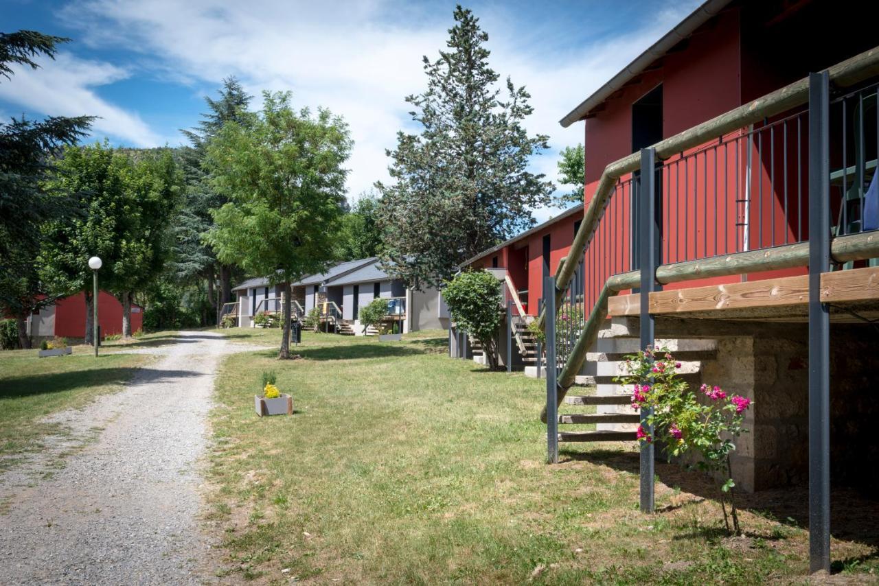 Hotel Domaine Aigoual Cevennes Meyrueis Exterior foto